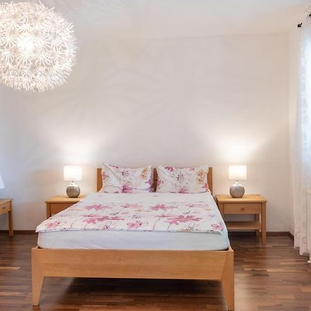 Apartment Salzburg City&Lake Elixhausen Eksteriør billede