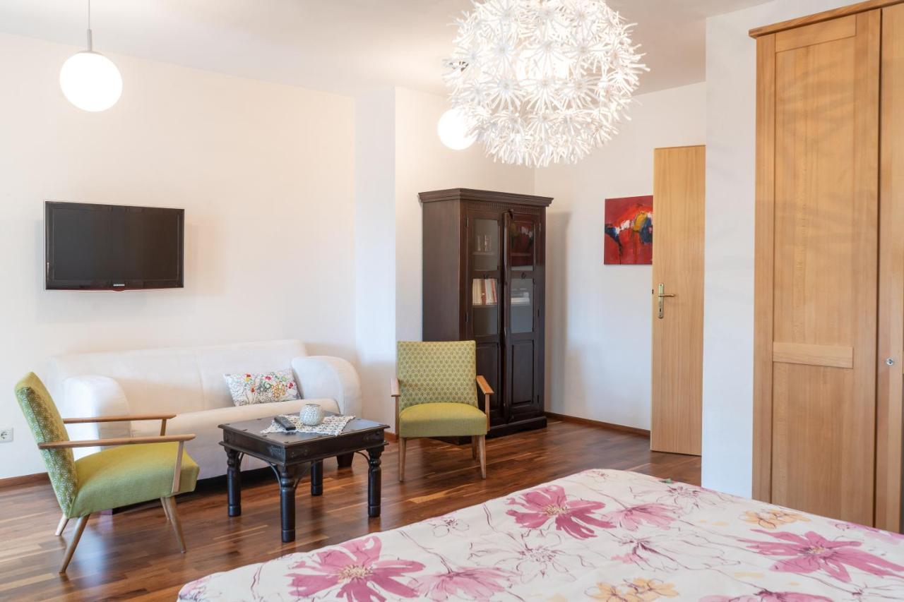 Apartment Salzburg City&Lake Elixhausen Eksteriør billede